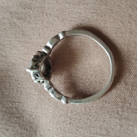 STERLING SILVER VINTAGE RING - Picture 4 of 5